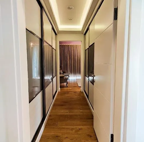 ヴィラ Atlas フェティエ