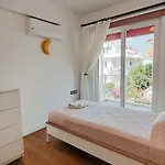 Vila Atlas *
