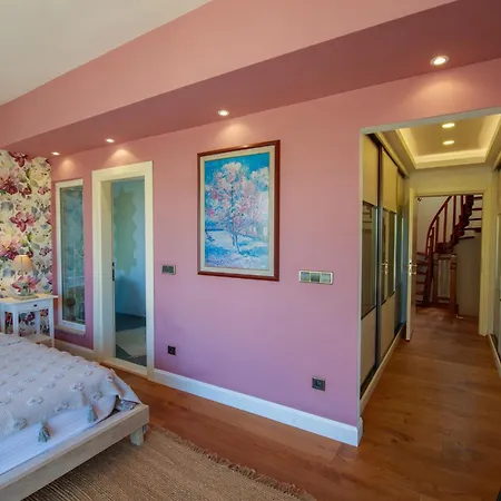 Atlas Villa