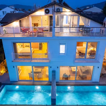 Villa Atlas *